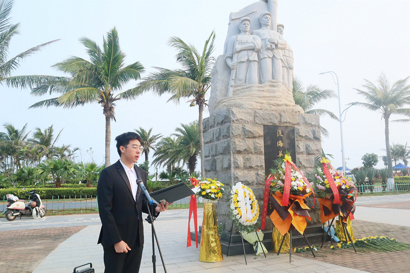 55d378a5b7a542fb6eec3e91aa60488